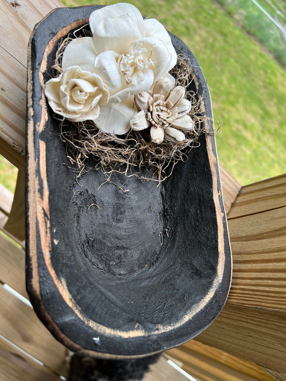 SMALL BLACK FARMHOUSE DOUGH BOWL WITH SPANISH MOSS & WOODEN FLOWERS